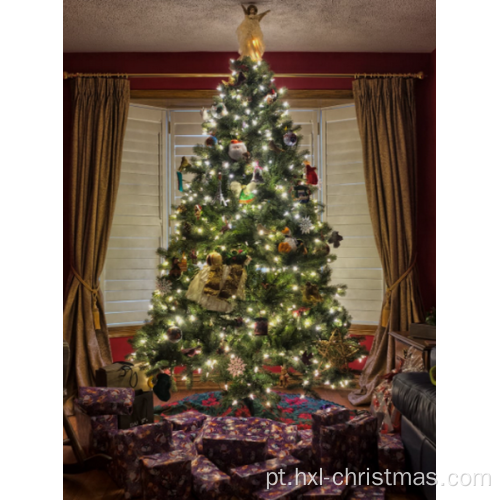 Árvores de Natal artificiais para decoração